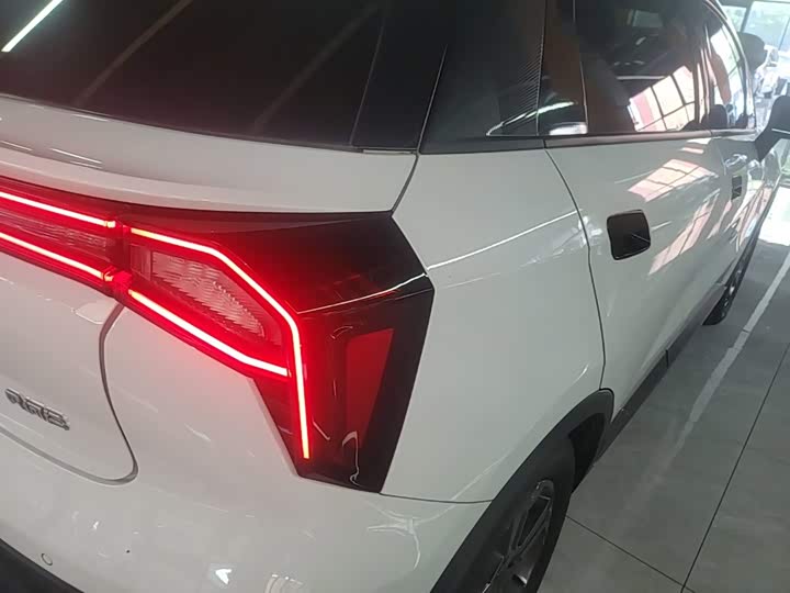 Geely Geometry E Firefly, 2024 — фото 8 из 9
