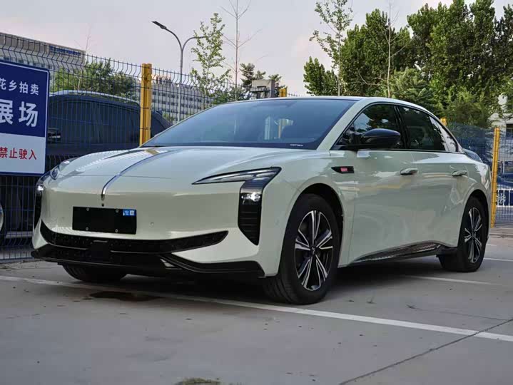 Hongqi EH7, 2026 — купить в Костроме под ключ