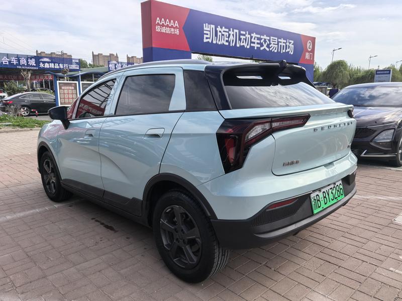 Geely Geometry E Firefly, 2022 — фото 4 из 11