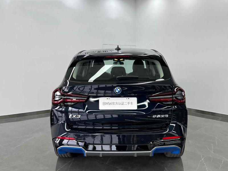 BMW iX3, 2022 — фото 4 из 12