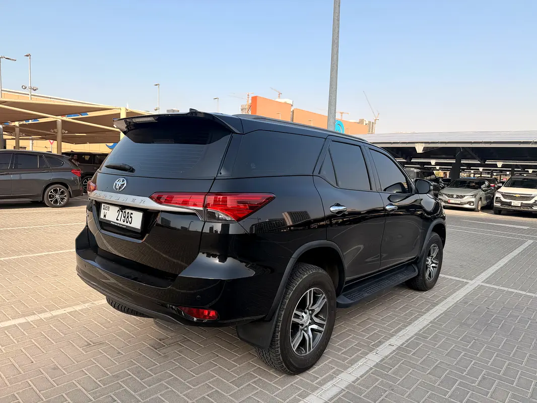 Toyota Fortuner, 2025 — фото 4 из 10