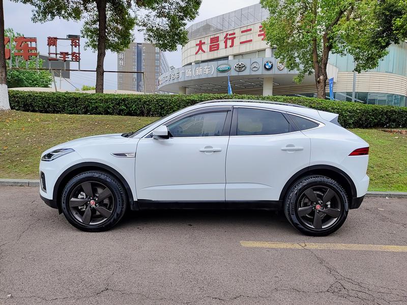 Jaguar E-Pace, 2024 — фото 3 из 10