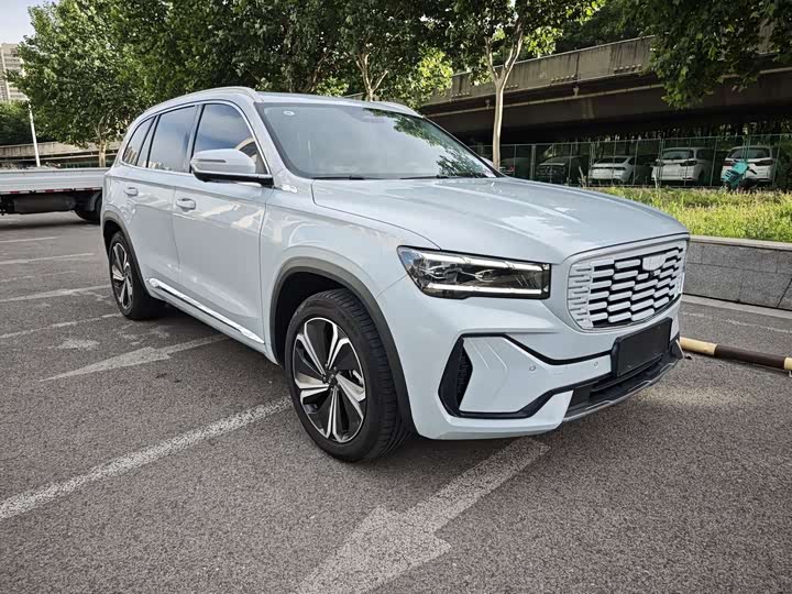 Geely Monjaro, 2023 — фото 3 из 9