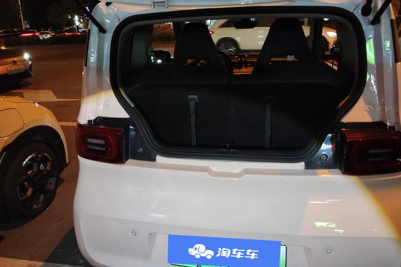 Wuling Mini EV, 2021 — фото 10 из 11