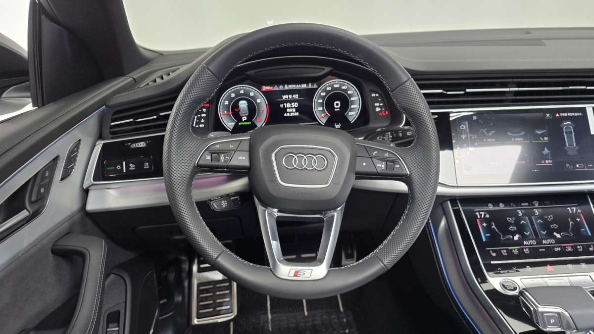 Audi Q8, 2025 — фото 12 из 12