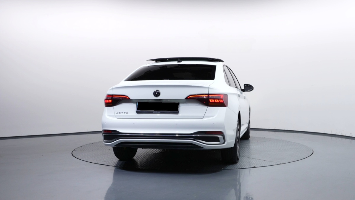 Volkswagen Jetta, 2023 — фото 4 из 12