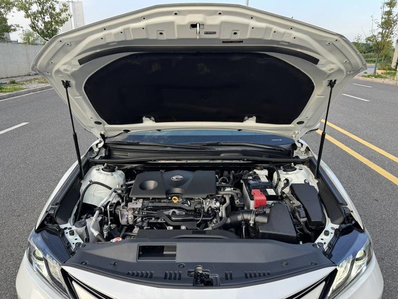 Toyota Camry, 2021 — фото 10 из 12