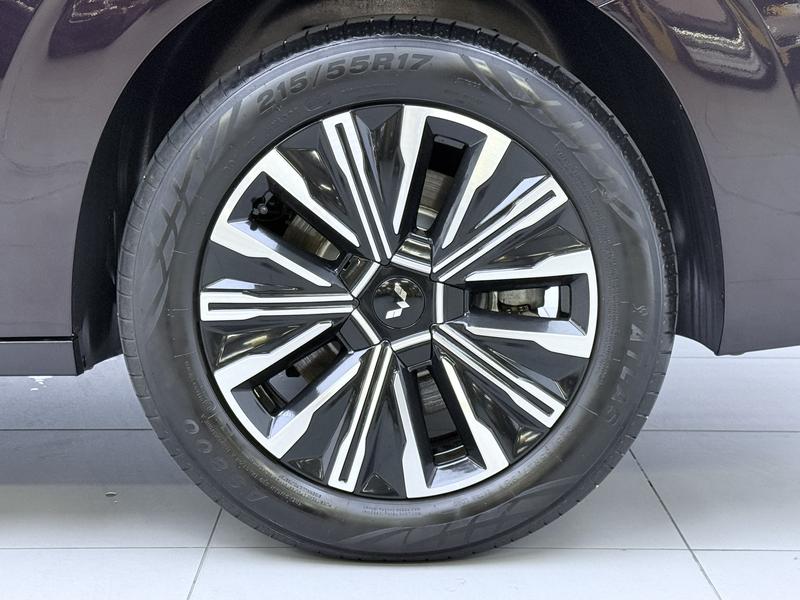Wuling Starlight 730 Hybrid/EV, 2026 — фото 11 из 12