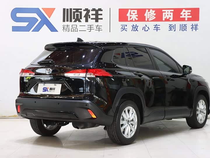 Toyota Corolla Cross, 2024 — фото 4 из 9