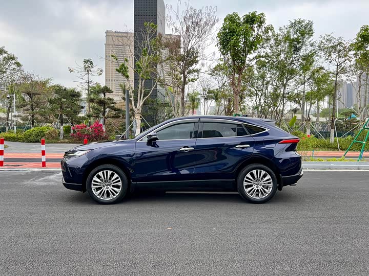 Toyota Harrier, 2022 — фото 6 из 9