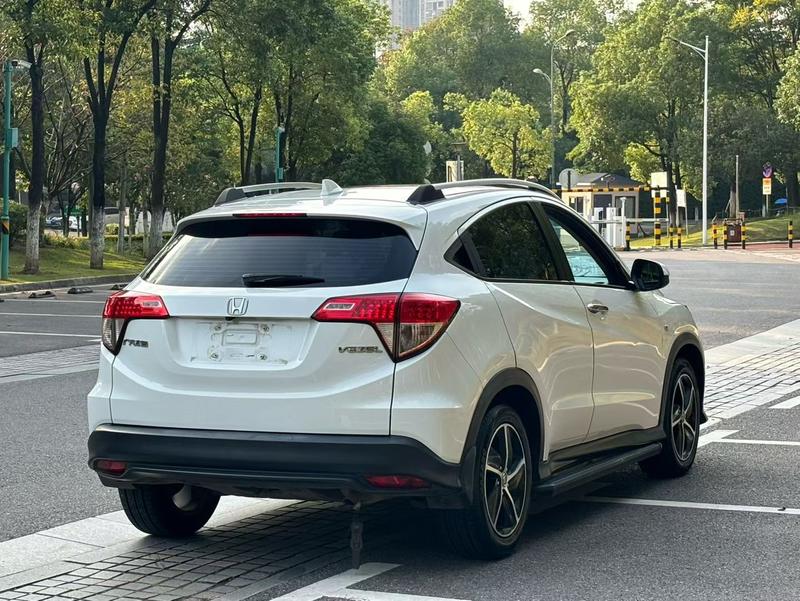 Honda Vezel, 2021 — фото 6 из 10