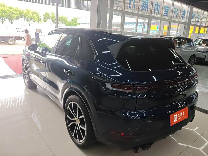 Porsche Cayenne, 2024 — фото 4 из 9