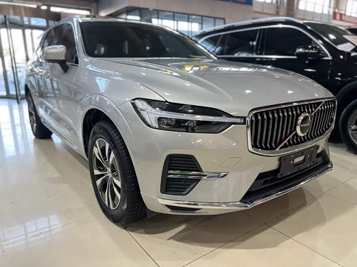 Volvo XC60, 2022 — фото 3 из 9