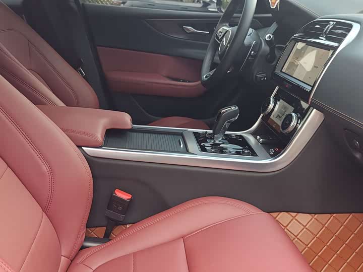 Jaguar XE L, 2023 — фото 5 из 9