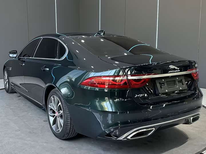 Jaguar XF L, 2023 — фото 8 из 9