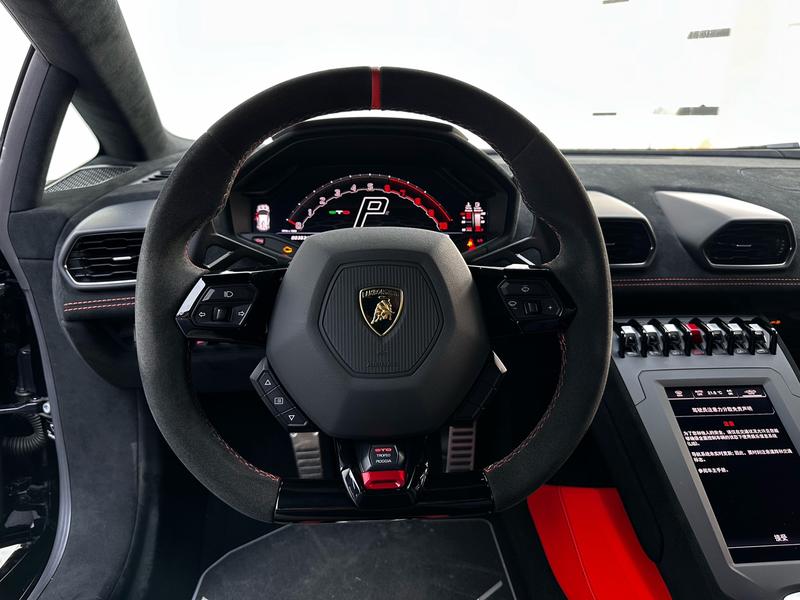 Lamborghini Huracán, 2023 — фото 11 из 12