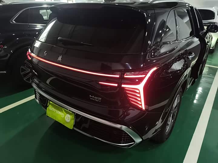 Hongqi HS3 Hybrid, 2024 — фото 8 из 9