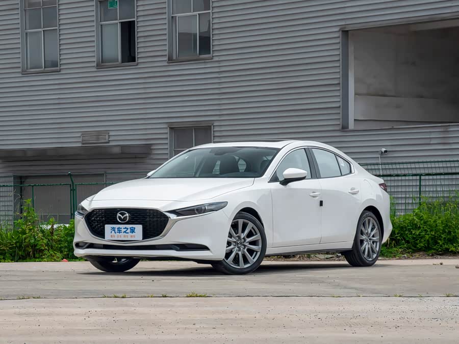 Mazda 3 (Axela), 2026 — купить в Смоленске под ключ