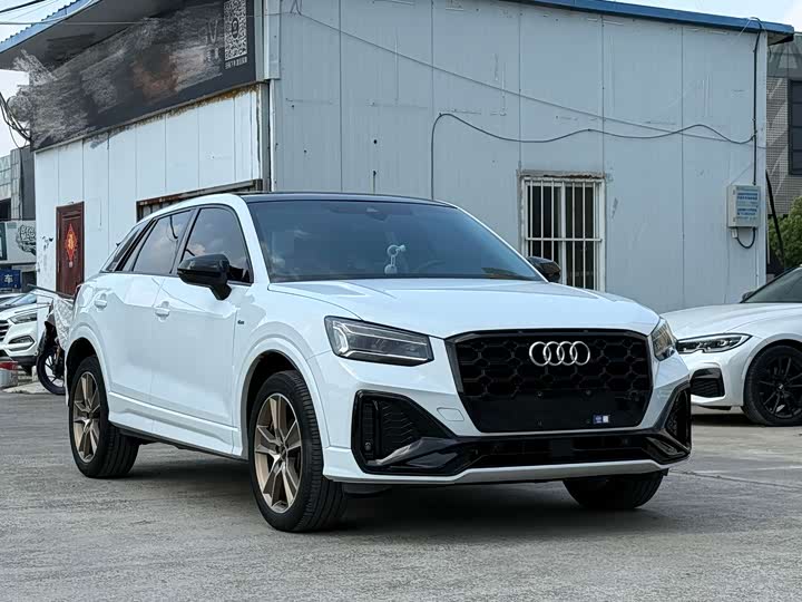 Audi Q2L, 2023 — фото 3 из 9