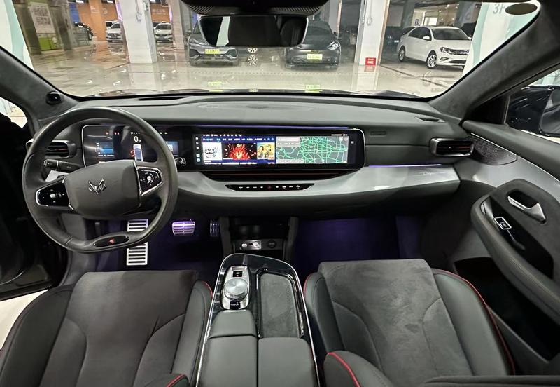 BAIC Arcfox Alpha S, 2024 — фото 8 из 12