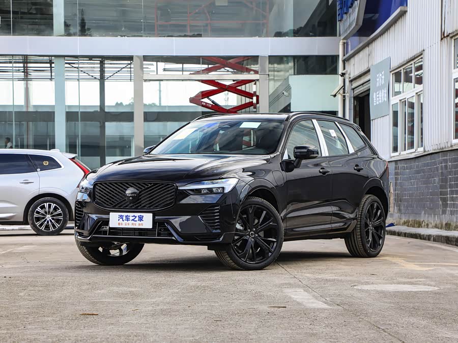 Volvo XC60 Hybrid, 2026 — купить в Костроме под ключ