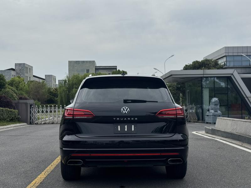 Volkswagen Touareg, 2022 — фото 5 из 10
