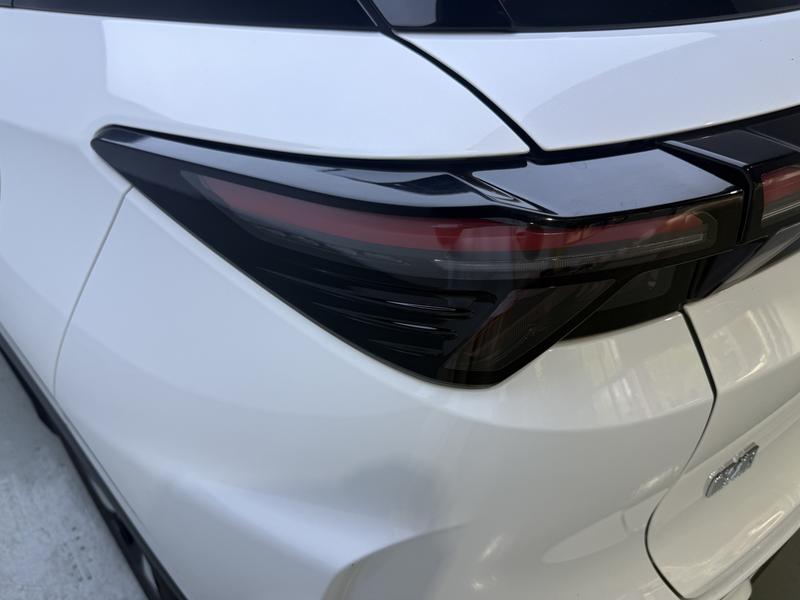 BAIC Arcfox Alpha T5, 2025 — фото 10 из 12