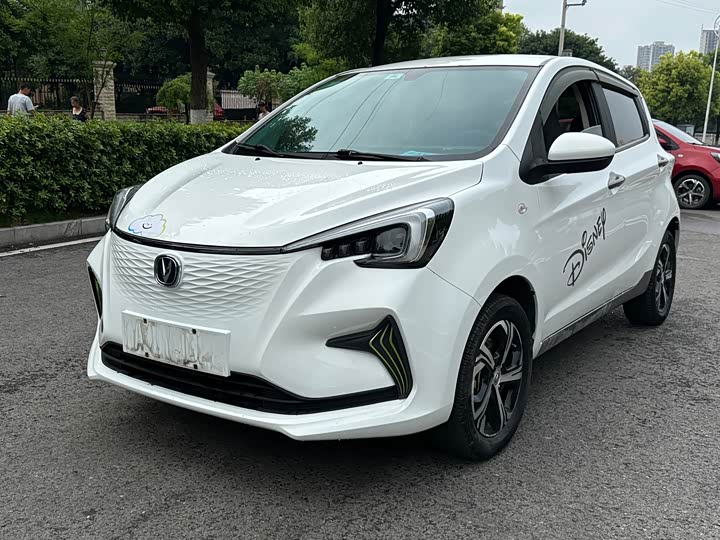 Changan BenBen E-Star, 2021 — фото 2 из 9