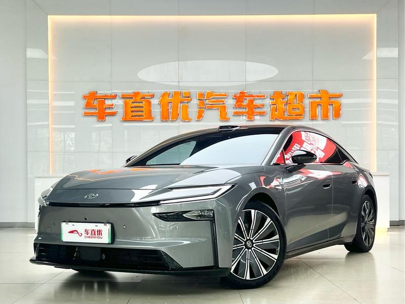 Toyota bZ7, 2026 — купить в Кирове под ключ
