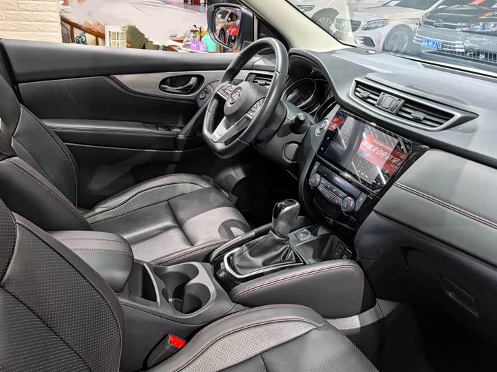 Nissan Qashqai, 2022 — фото 7 из 9