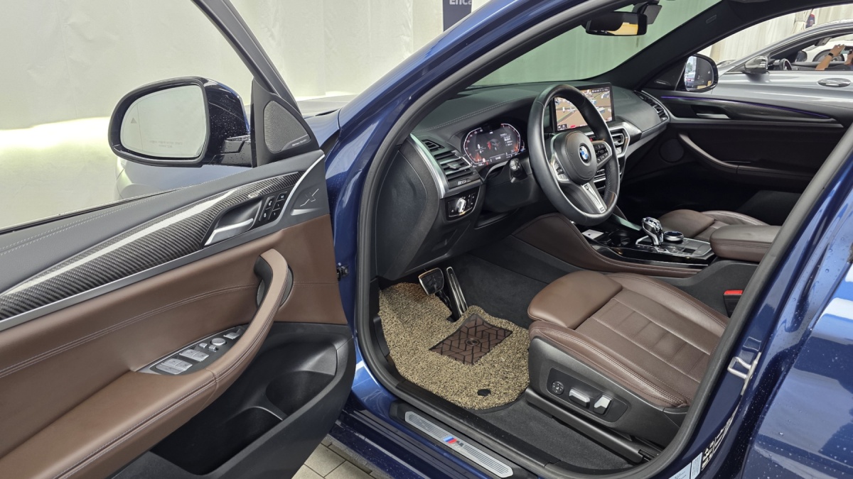 BMW X4, 2023 — фото 9 из 12
