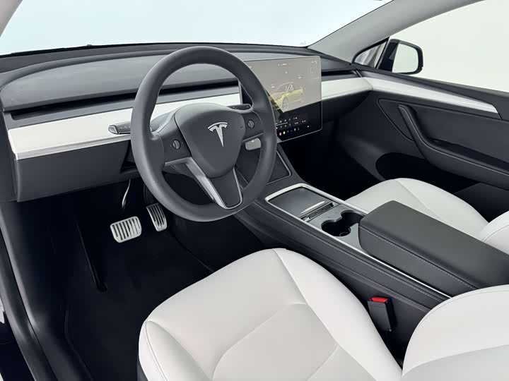 Tesla Model Y, 2022 — фото 5 из 9