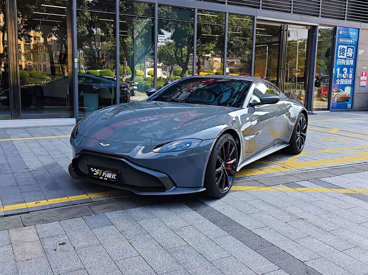 Aston Martin V8 Vantage, 2022 — купить в Саратове под ключ