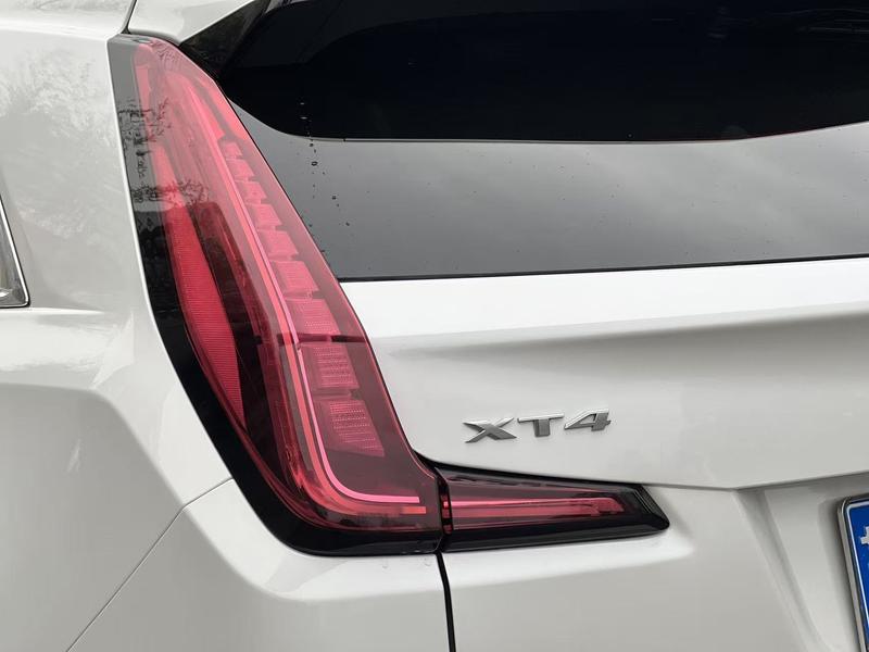 Cadillac XT4, 2022 — фото 7 из 12
