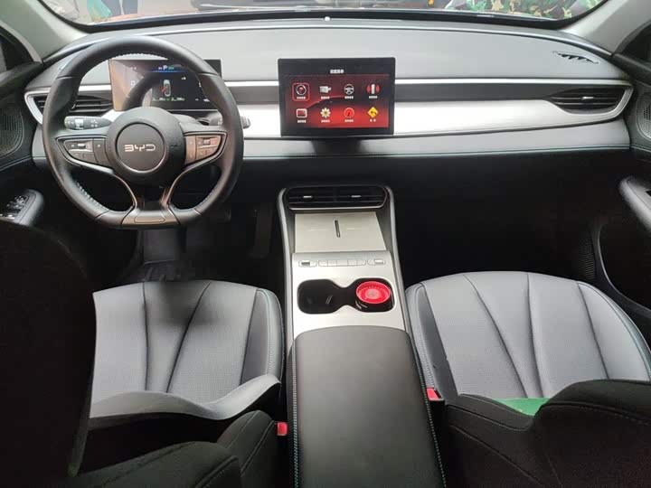 BYD Seal 05 DM-i Hybrid, 2026 — фото 5 из 9
