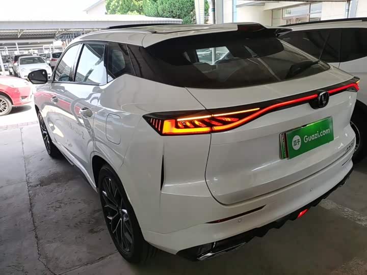 Changan UNI-Z Hybrid, 2026 — фото 5 из 9