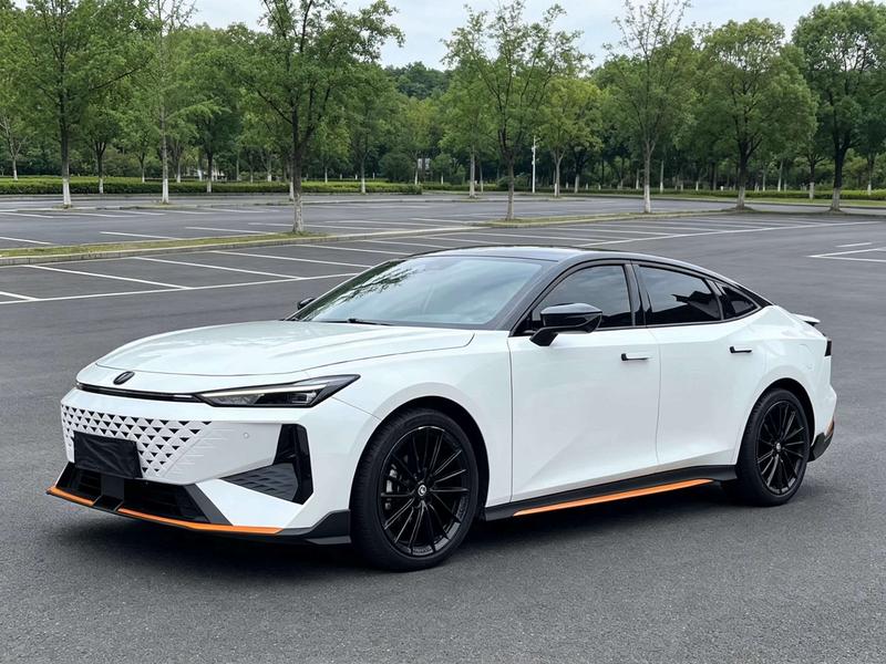 Changan UNI-V, 2023 — купить в Самаре под ключ