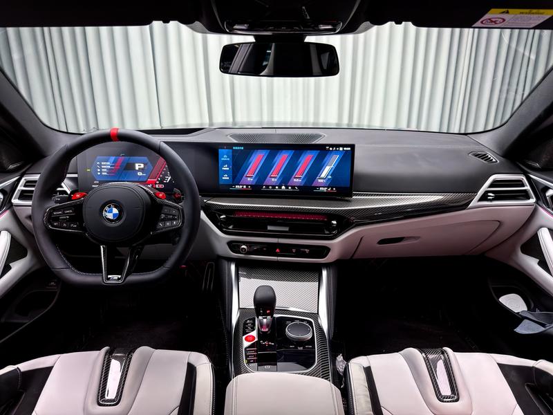 BMW M4, 2025 — фото 8 из 12