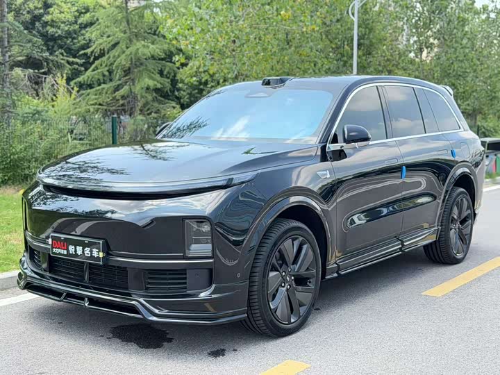 LiXiang L8, 2025 — купить в Владимире под ключ