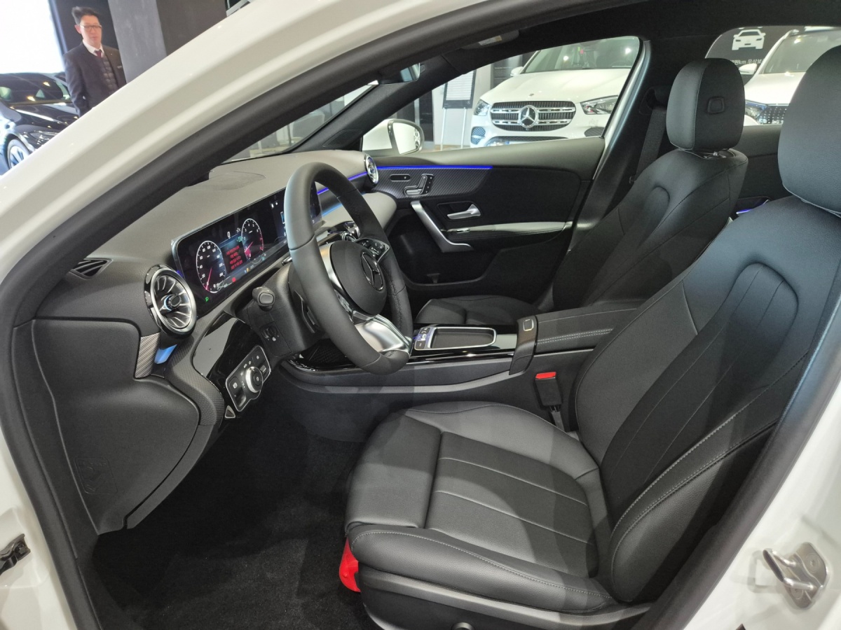 Mercedes-Benz A-Class, 2025 — фото 9 из 12