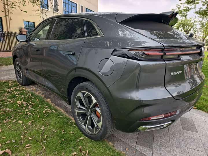 Changan UNI-K Hybrid, 2023 — фото 9 из 9