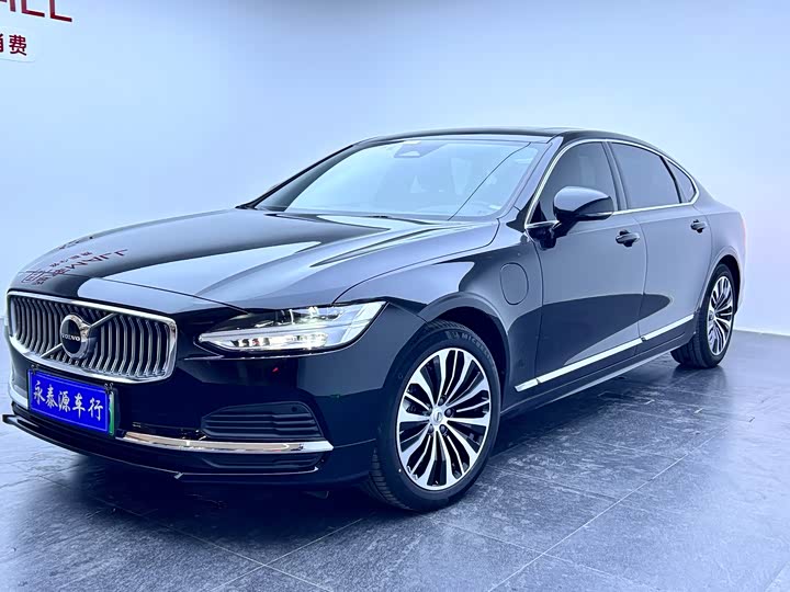 Volvo S90 Hybrid, 2023 — купить в Иванове под ключ