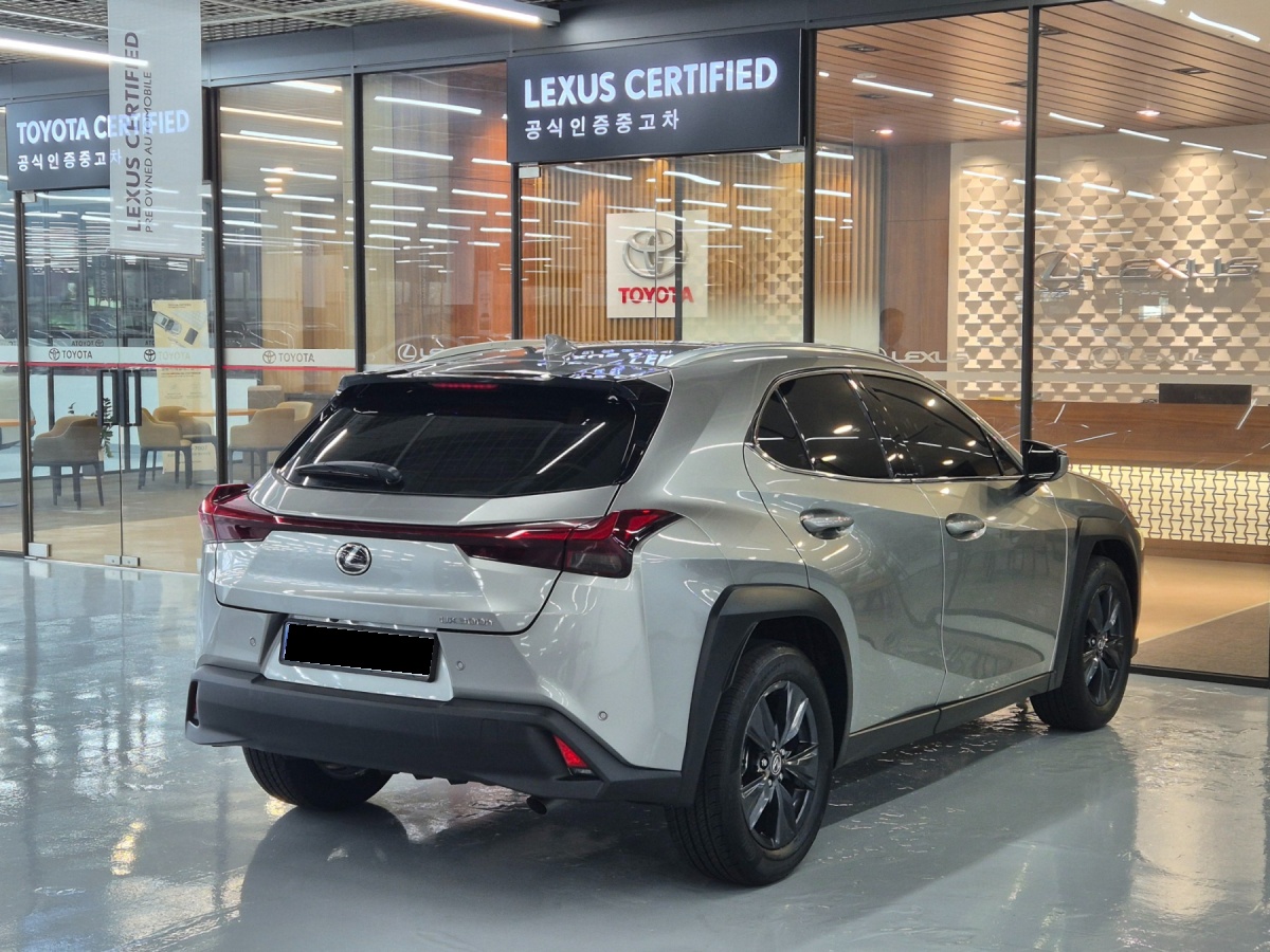 Lexus UX, 2025 — фото 2 из 12
