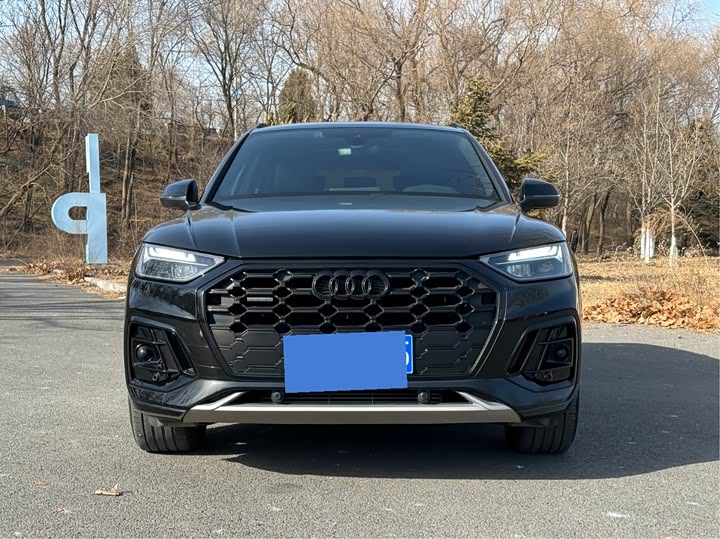 Audi Q5L, 2023 — фото 2 из 9