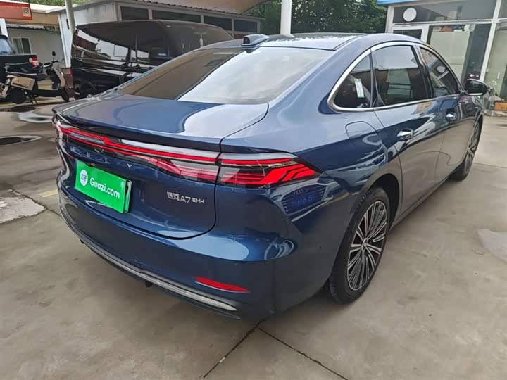 Geely Galaxy A7, 2025 — фото 7 из 9