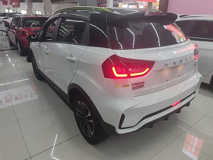Geely Geometry EX3, 2022 — фото 5 из 9
