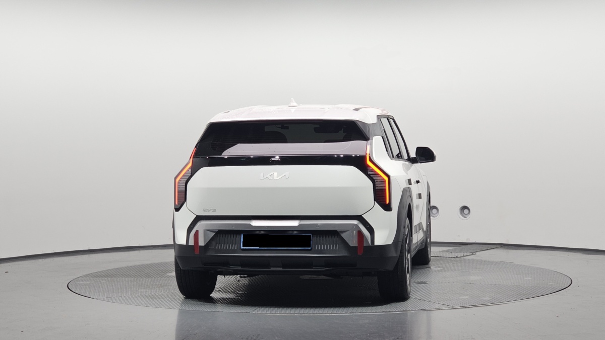 Kia EV3, 2025 — фото 4 из 12