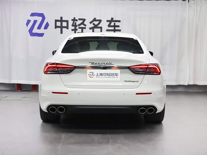 Maserati Quattroporte, 2022 — фото 4 из 9
