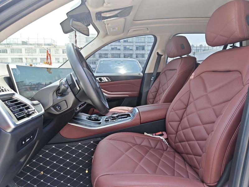 BMW X5, 2024 — фото 9 из 11