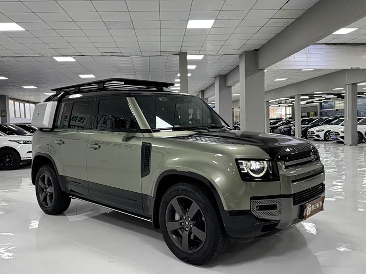 Land Rover Defender, 2022 — фото 3 из 9
